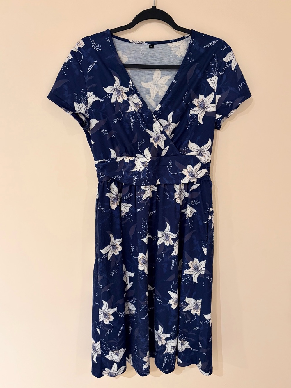 Womens Summer Short Sleeve V-Neck Floral Wrap Waist Casual Dress with Pockets